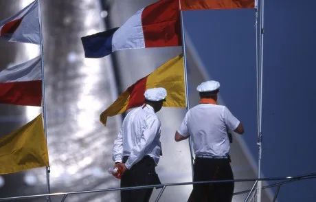 committee flags newport